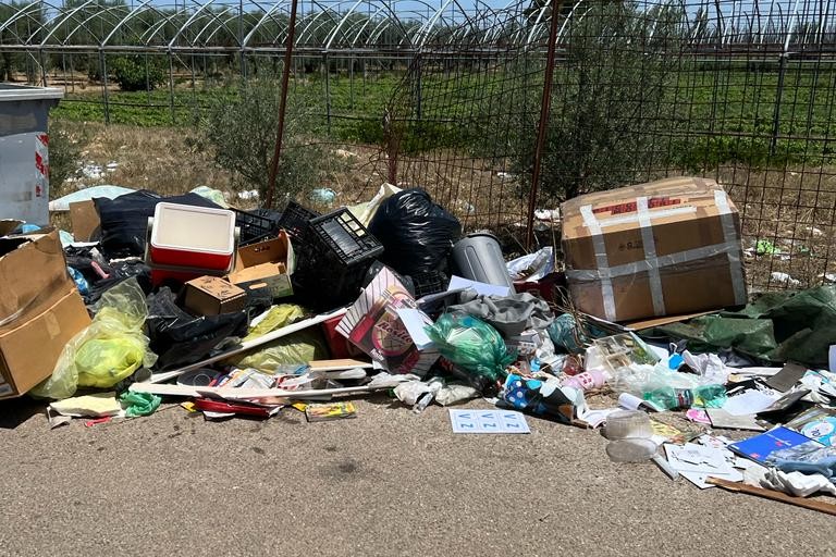 Mancata raccolta rifiuti in contrada Lama di Carro