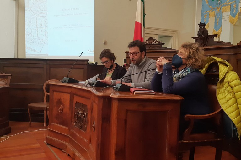 Presentato a Palazzo di Città il progetto Pedibus