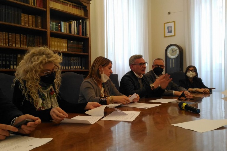 conferenza stampa a Palazzo di Città