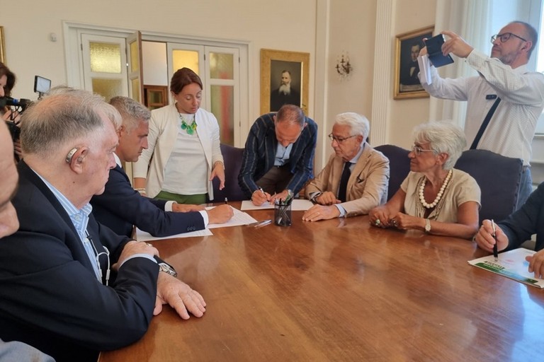 convenzione tra il Comune e Confindustria e Ance Bari Bat