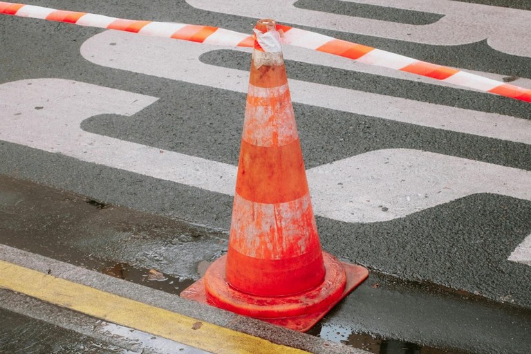 Troppe tragedie sulle strade: gli ingegneri della BAT chiedono interventi urgenti
