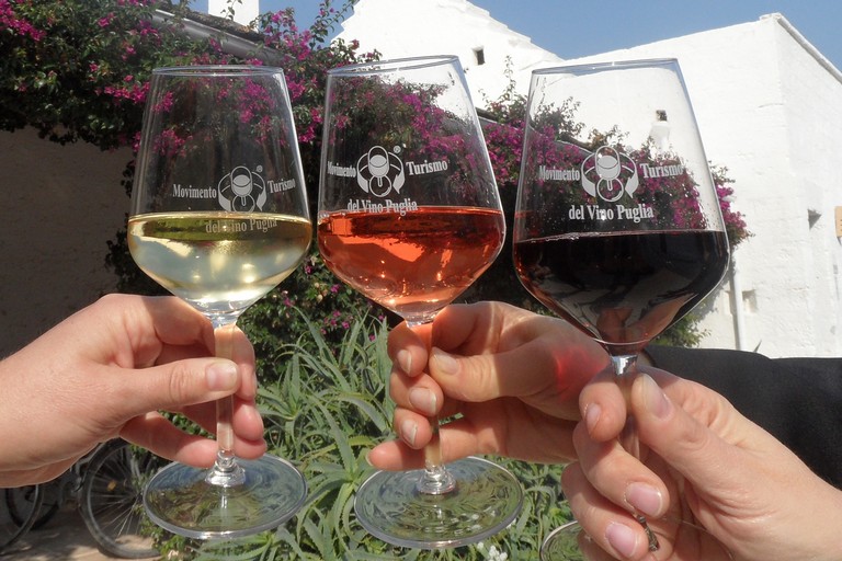 Degustazione di vino pugliese