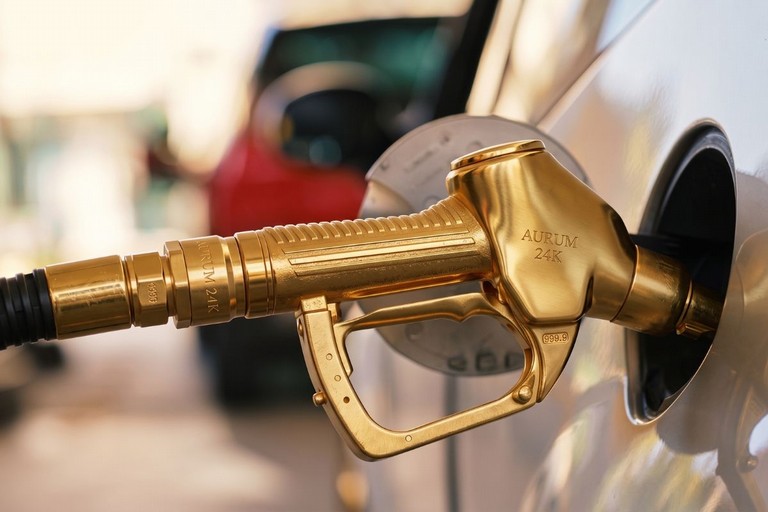 Benzina