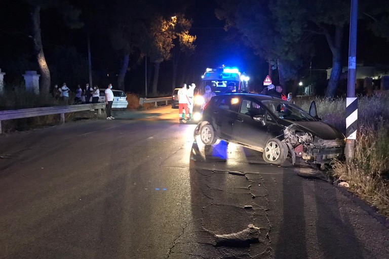 incidente stradale via Castel del Monte