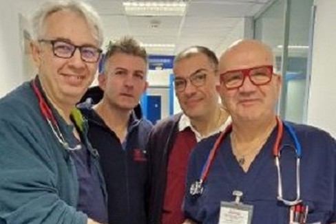 (da sx) Ernesto La Salvia - Salvatore Lenti con i due coordinatori infermieristici
