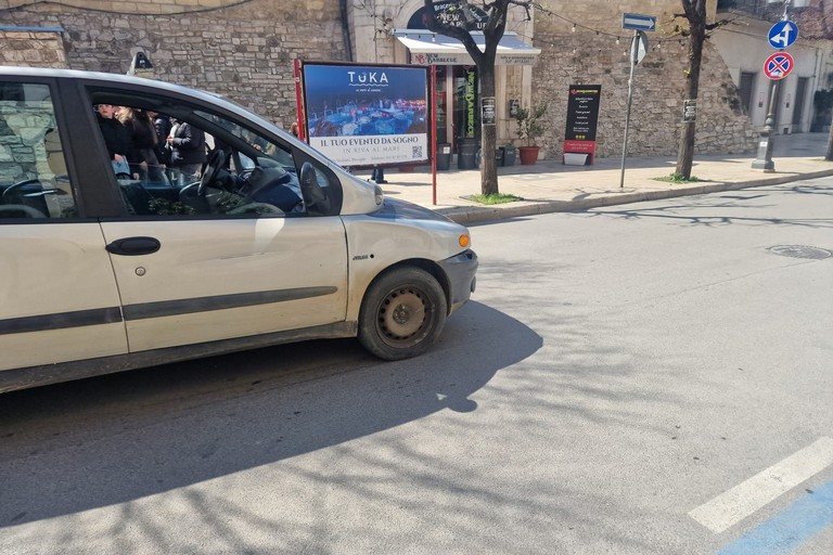 Ragazzina investita in via De Gasperi