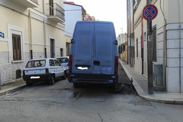 Incidente in via Diaz angolo via Orsini