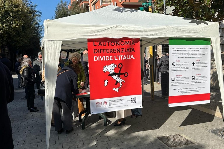 manifestazione ad Andria contro l’autonomia differenziata
