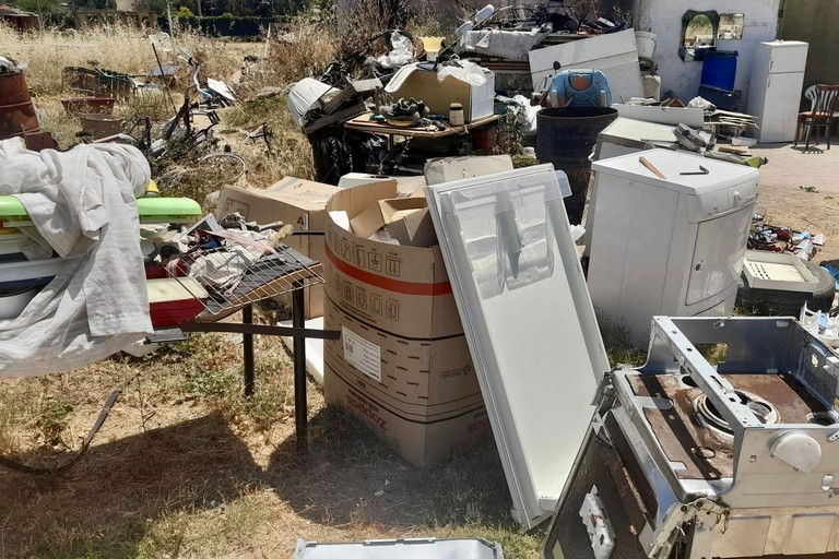 Discarica abusiva scoperta e sequestrata