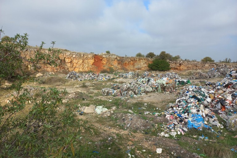 discarica situata a Minervino murge in località 
