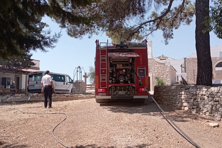 Incendio alla Masseria San Vittore di Don Riccardo Agresti
