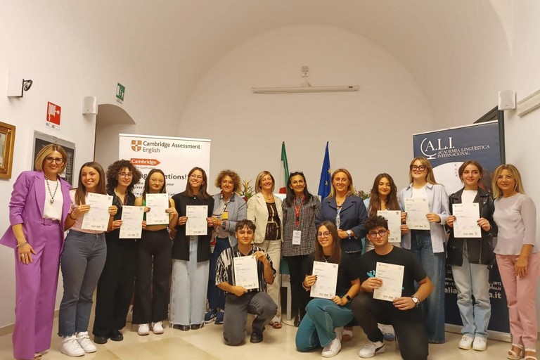 Il Carlo Troya alla Cambridge International school ceremony