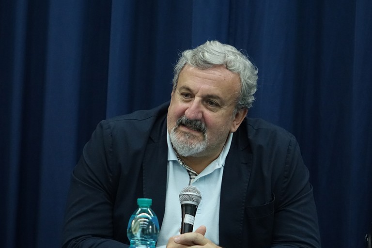 Il presidente della Regione, Michele Emiliano ha incontrato i residenti del quartiere S. Valentino. <span>Foto Riccardo Di Pietro</span>