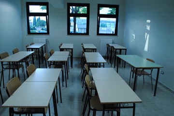 Aule consegnate al Lotti