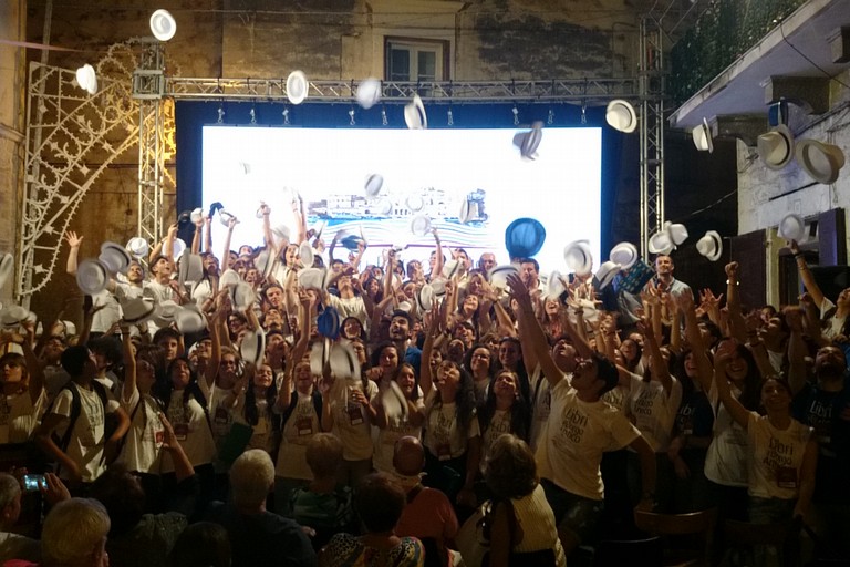 libri nel borgo antico