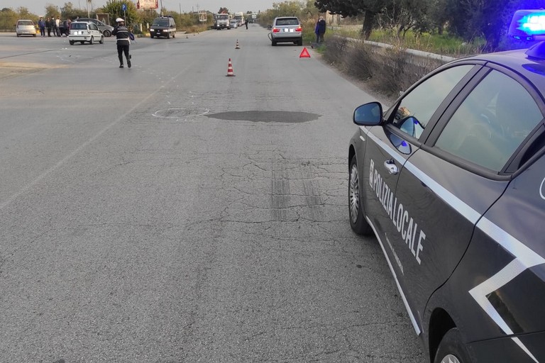 incidente stradale sulla strada tangenziale