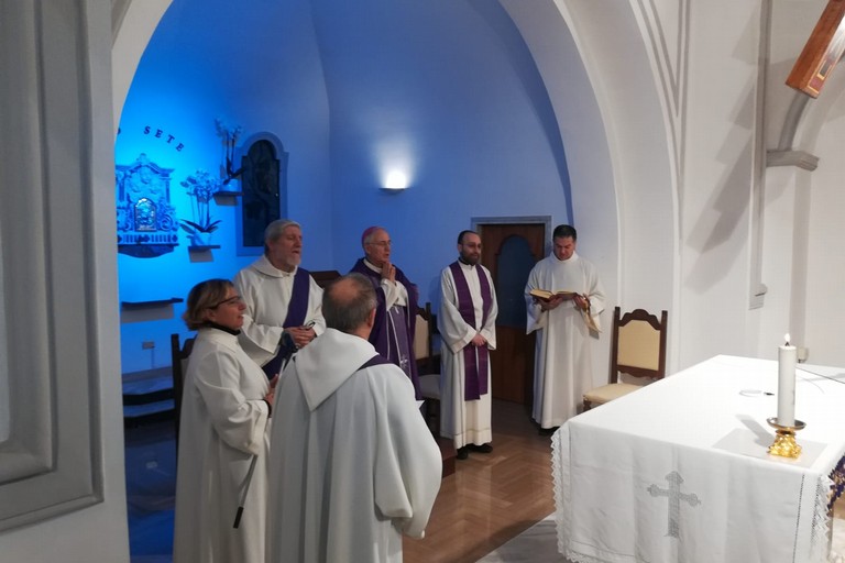 Santa Messa natalizia di Mons. Mansi per il personale dell'ospedale Bonomo