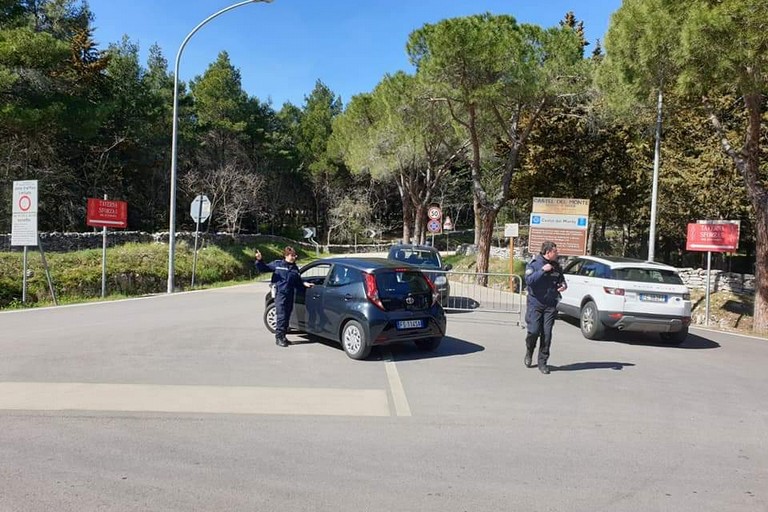Pattugliamento al Castel del Monte