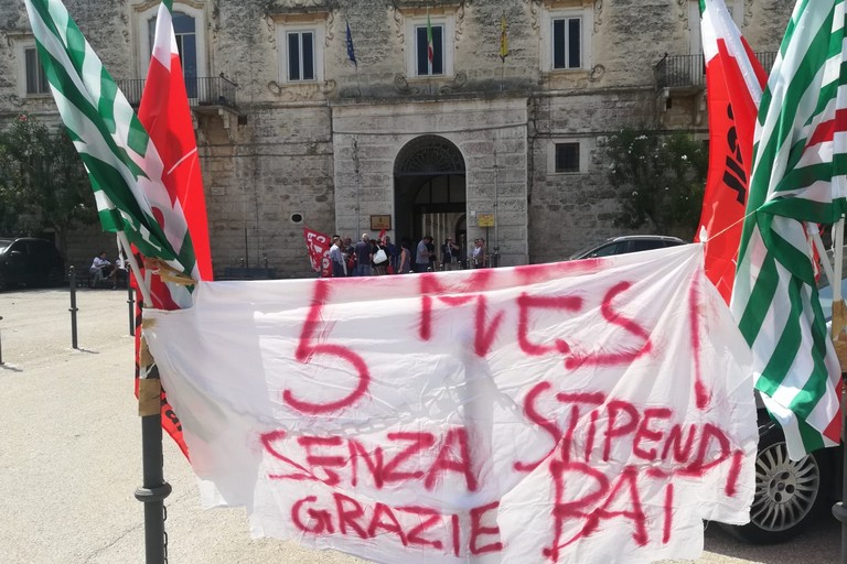 Formatori della Bat, sit in in Provincia