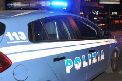 Volante della Polizia di Stato