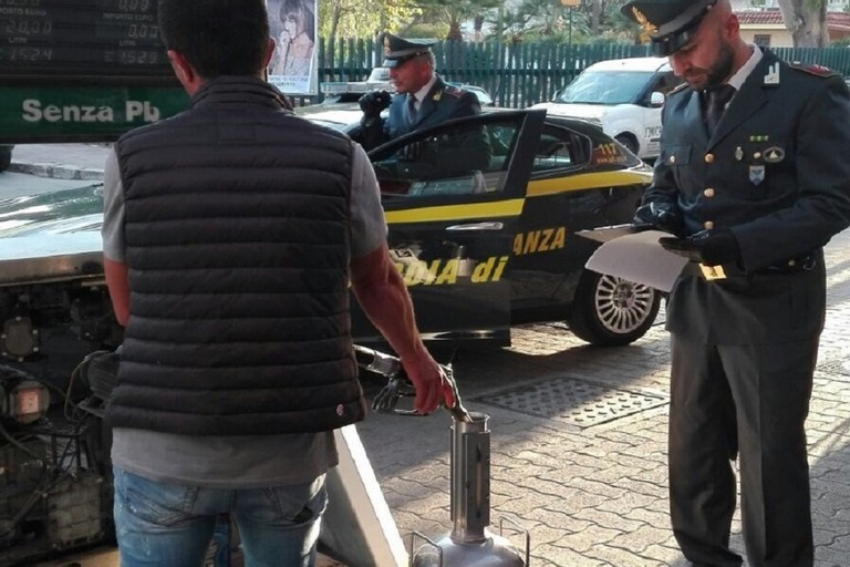 controlli carburanti, Guardia di Finanza