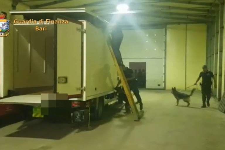 FOTO Sequestro stupefacenti