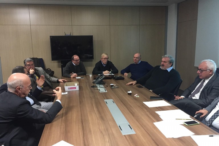 Emiliano ad un incontro con i medici di famiglia