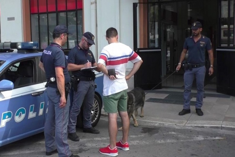 controlli della Polizia di Stato