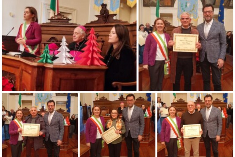 gli auguri per le Festività Natalizie e di fine anno 2024