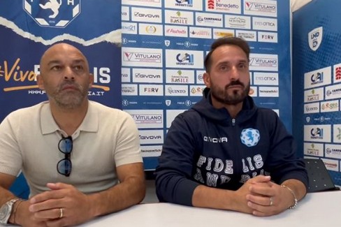 Giuseppe Scaringella a dx tecnico Fidelis Andria