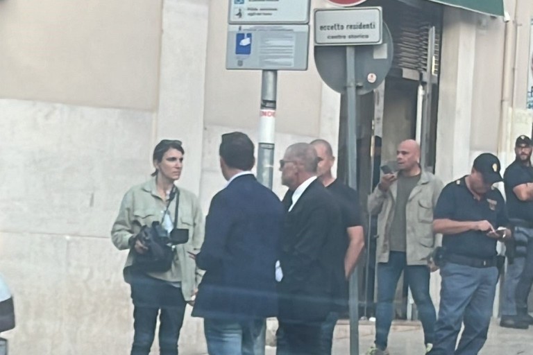 Le Iene ad Andria: Giulio Golia
