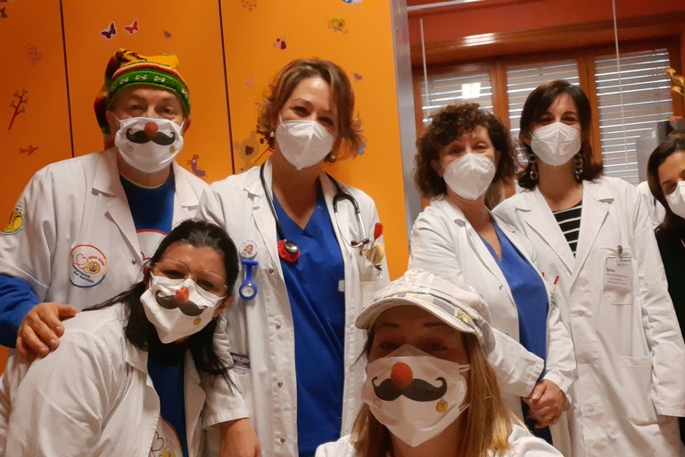I Clowndottori della Compagnia del Sorriso, tornano alla Pediatria del