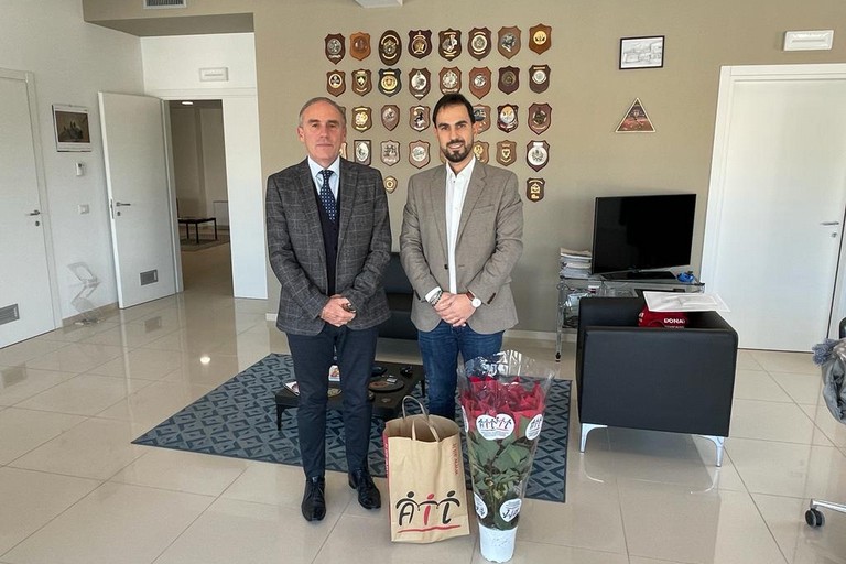 Il Questore Pellicone con il Tesoriere Ail Bat Francesco Lorusso