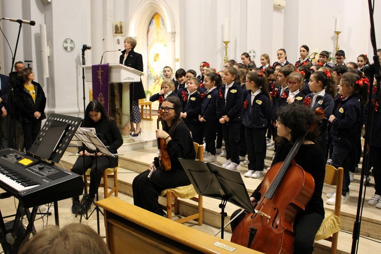 le dolci note natalizie del coro