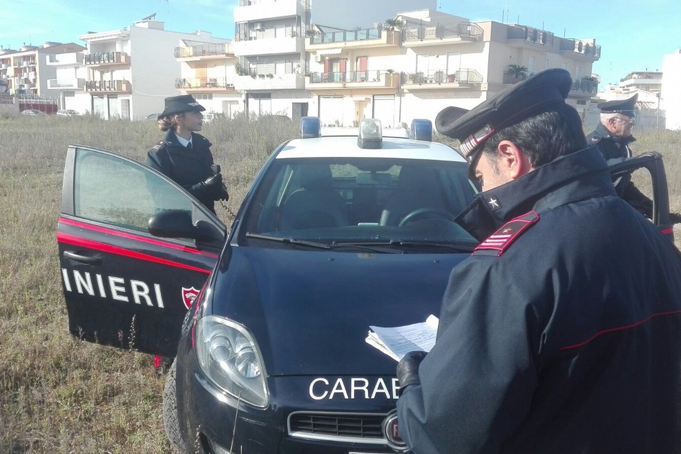 Carabinieri contrada Fratta