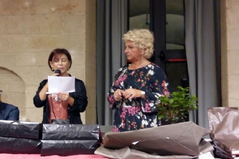 le prof.sse Giovanna Bruno e Nunzia Porzio