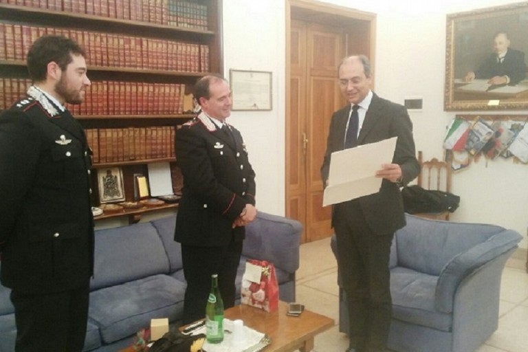 Il saluto al Luogotenente dei CC Michele Caputo