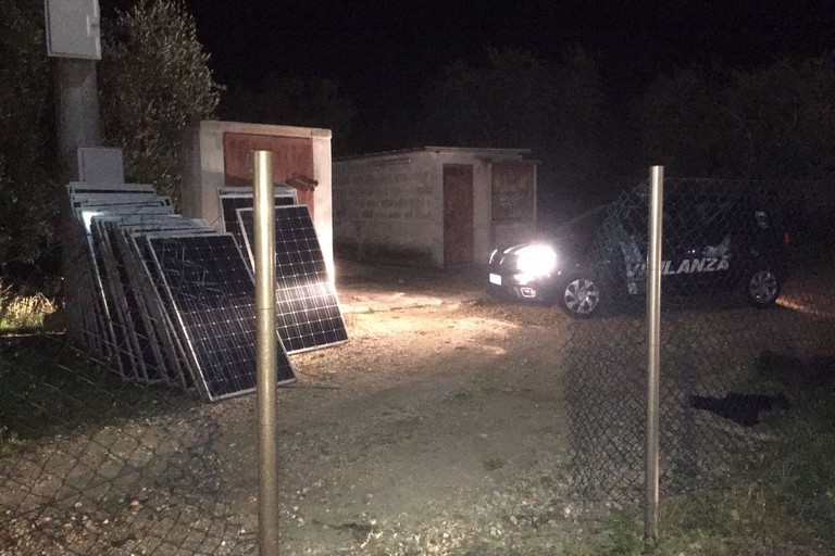 tentativo di furto di pannelli solari