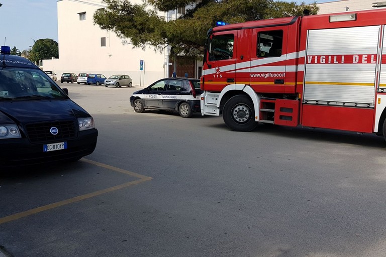 vigili del fuoco e polizia municipale