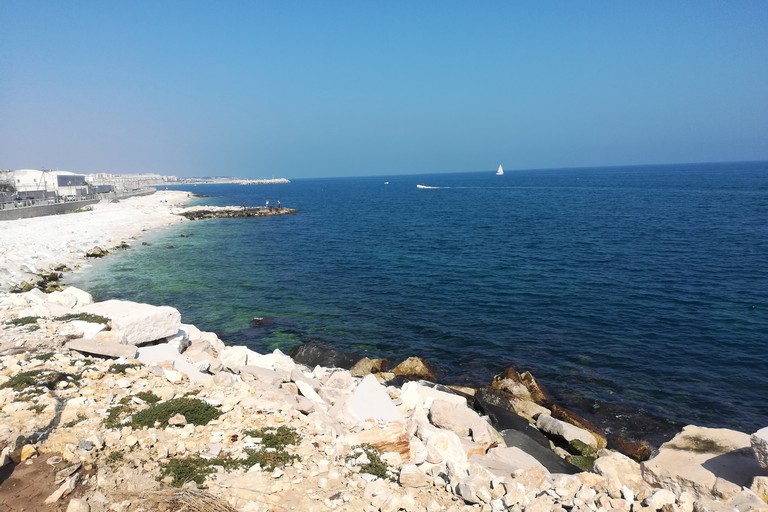 Bisceglie, Lungomare di Levante. <span>Foto Vincenzo Cassano</span>