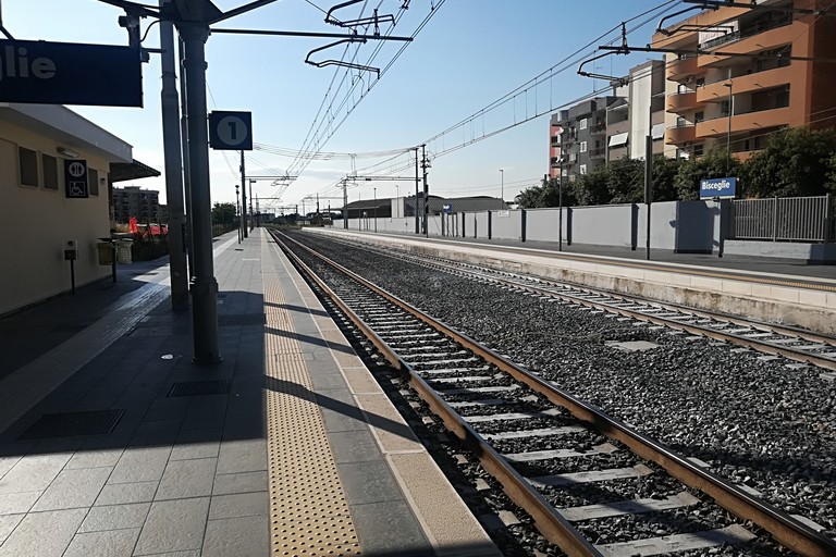 Stazione ferroviaria. <span>Foto Vincenzo Cassano</span>