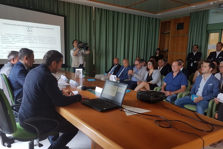 Presentato a Bari il Consorzio di Tutela della Burrata di Andria IGP