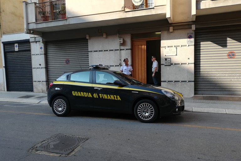 militari della Guardia di Finanza