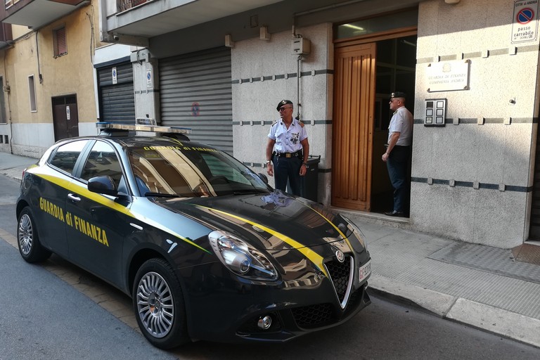 militari della Guardia di Finanza