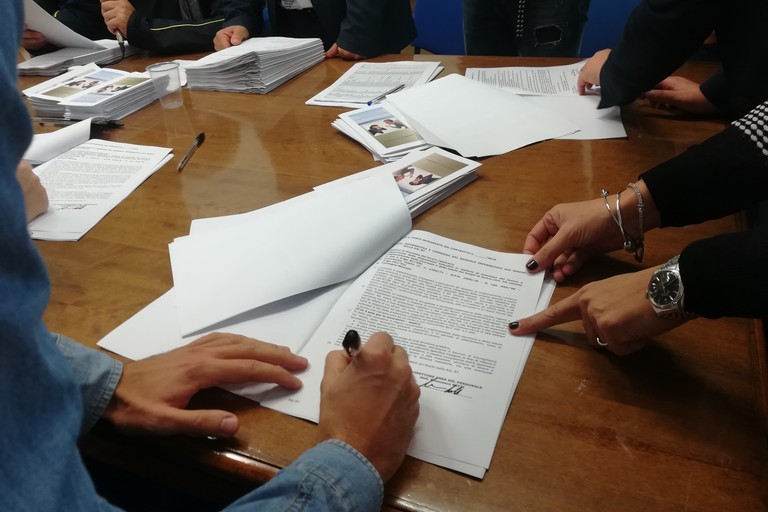 Firma contratto sanità