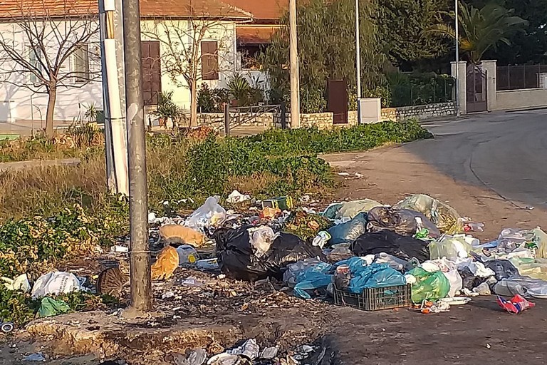Ridateci i cassonetti