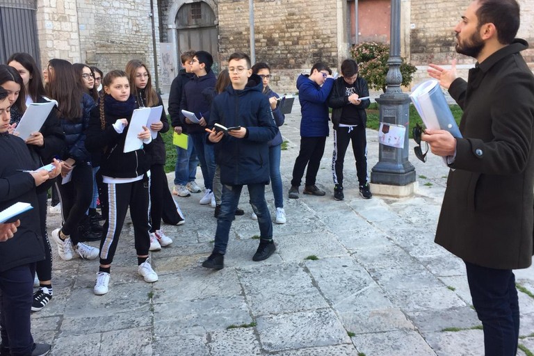 La scuola Vaccina visita il centro storico