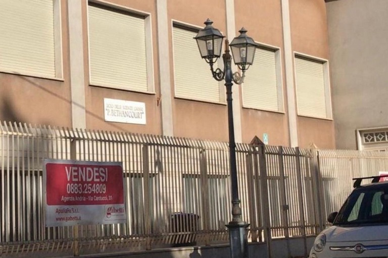 In vendita il Liceo delle Scienze Umane
