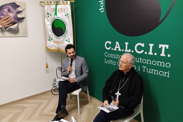 Don Sergio Di Nanni presenta il suo libro 