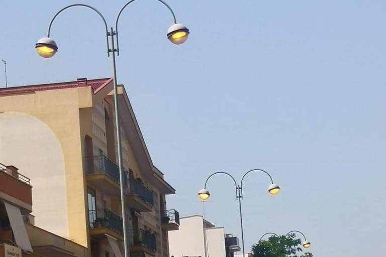 Luci accese di giorno